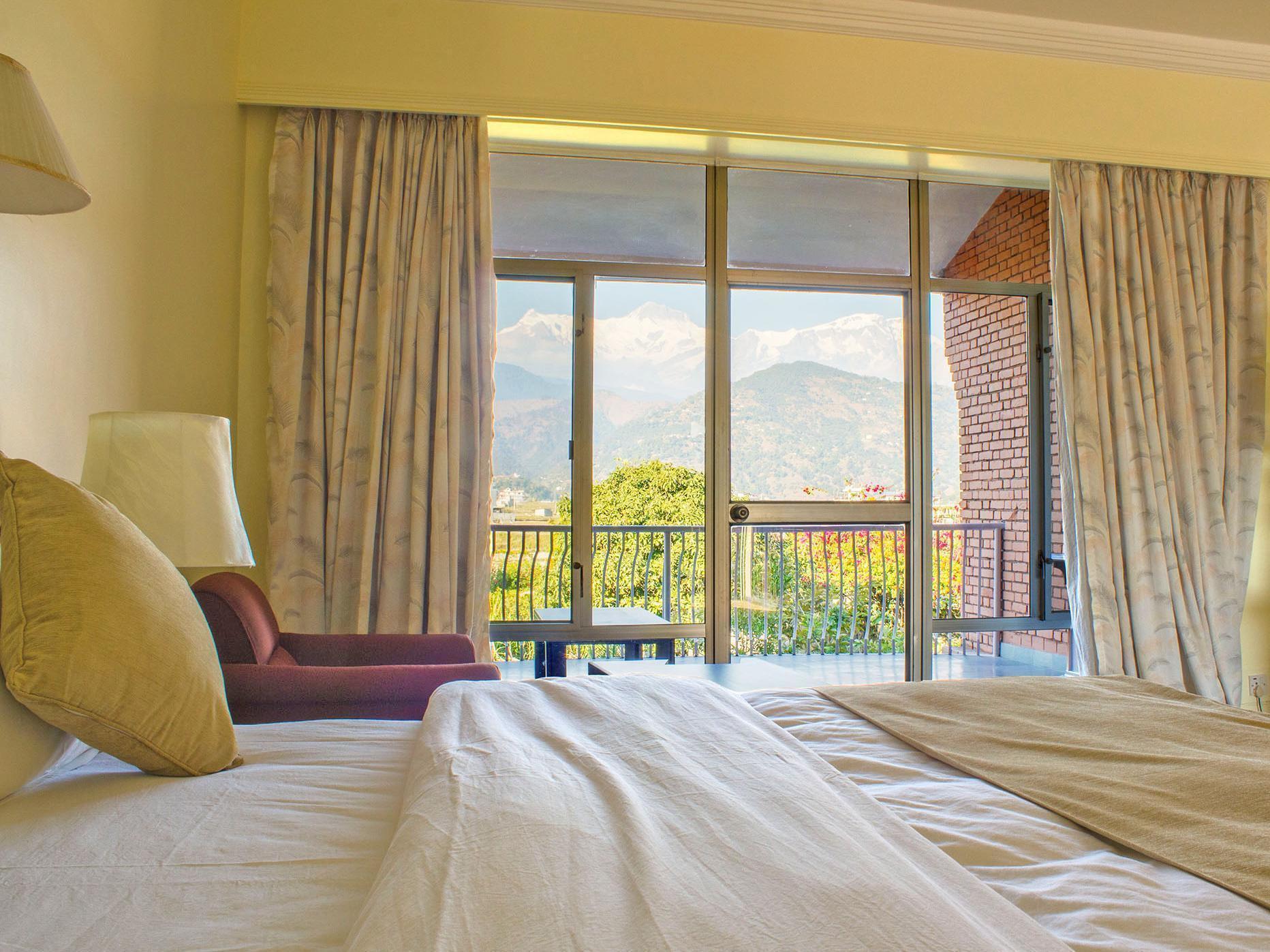 Royal Palm Resort Pokhara Extérieur photo